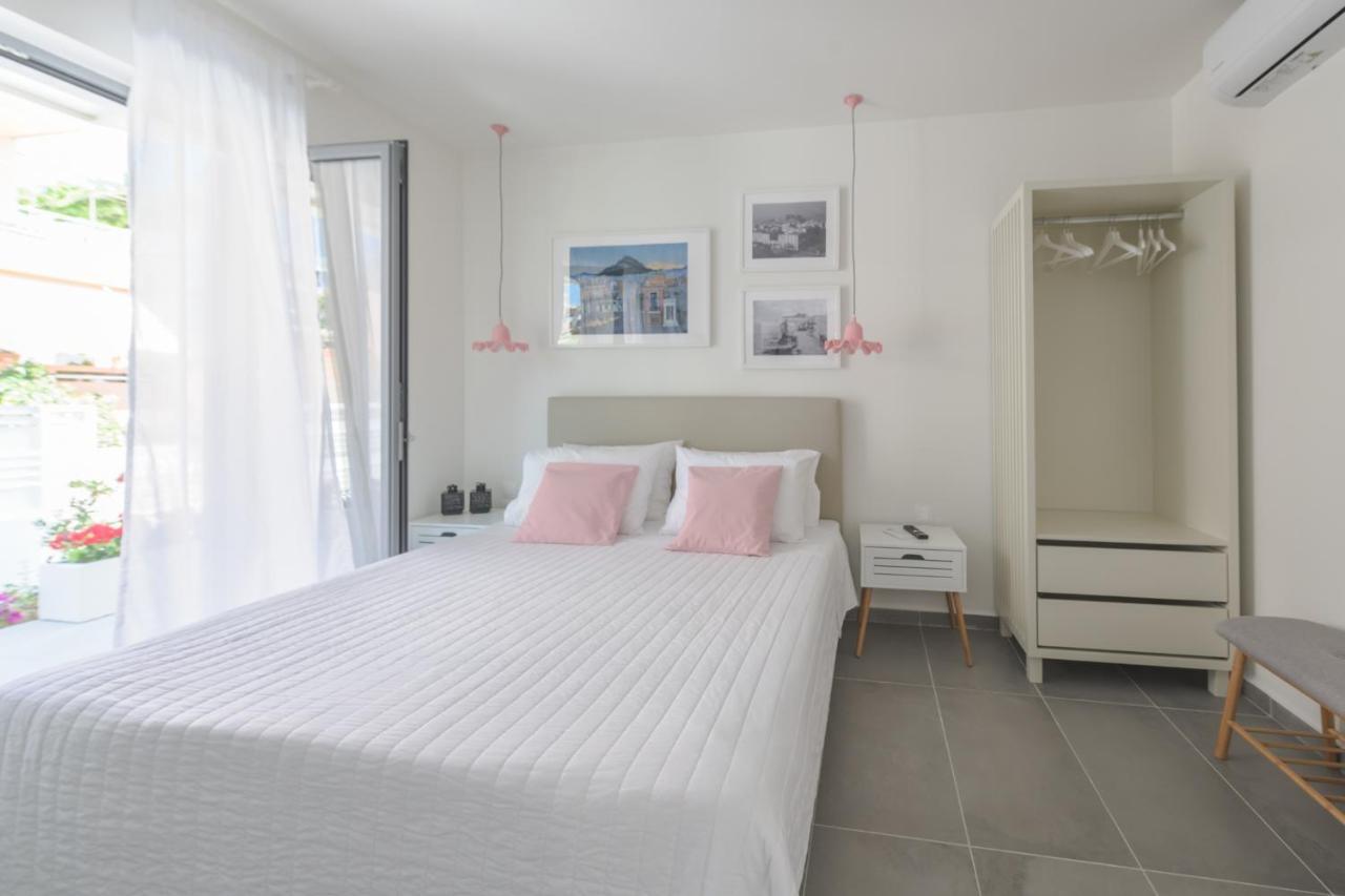 Rotunda Suites Kalamaki Eksteriør billede